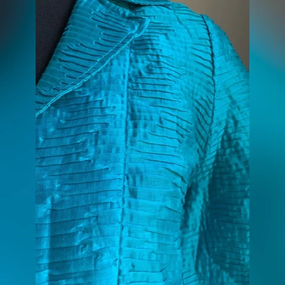 Chico’s turquoise lightweight jacket size 0 in Chico’s (small) - Picture 2 of 9